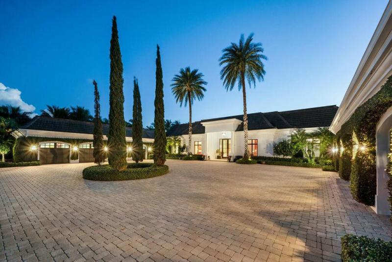  Single Family Homes Photo 3:  Jupiter Island,  FL 33455