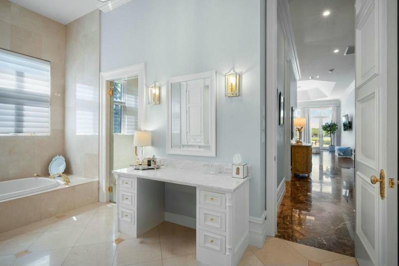  Single Family Homes Photo 49:  Jupiter Island,  FL 33455