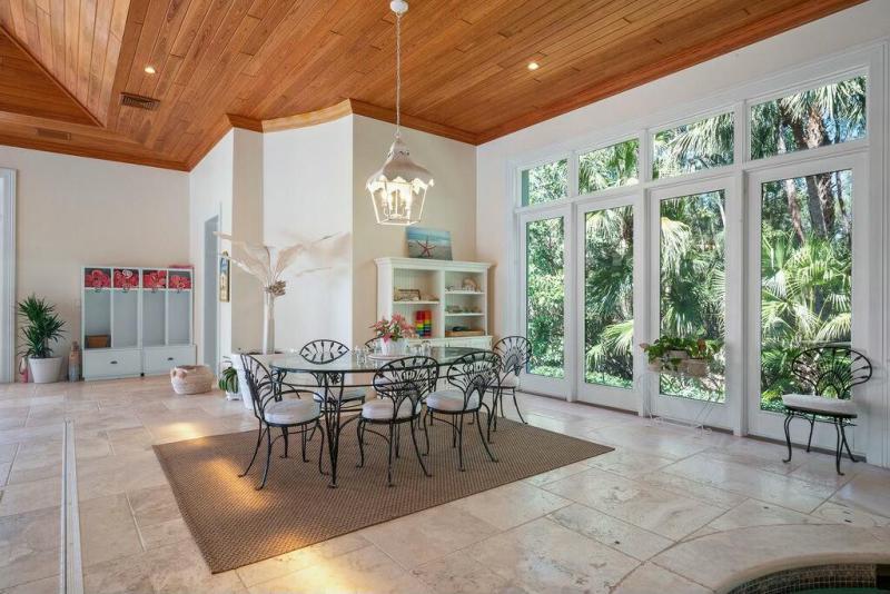  Single Family Homes Photo 76:  Jupiter Island,  FL 33455