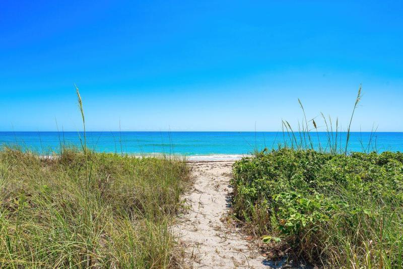  Single Family Homes Photo 58:  Stuart,  FL 34996