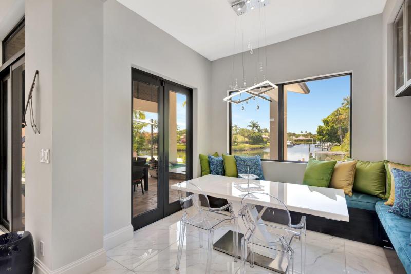  Single Family Homes Photo 16:  Palm Beach Gardens,  FL 33410