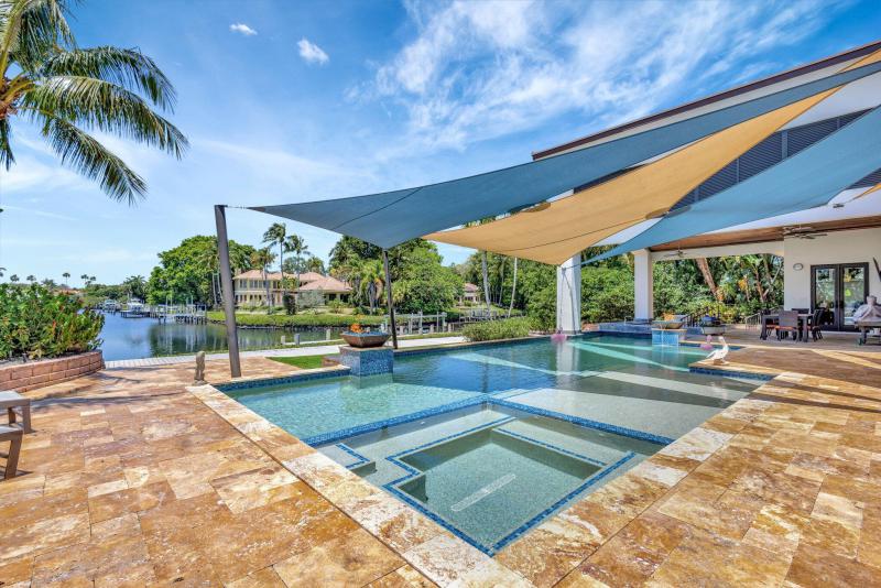  Single Family Homes Photo 60:  Palm Beach Gardens,  FL 33410