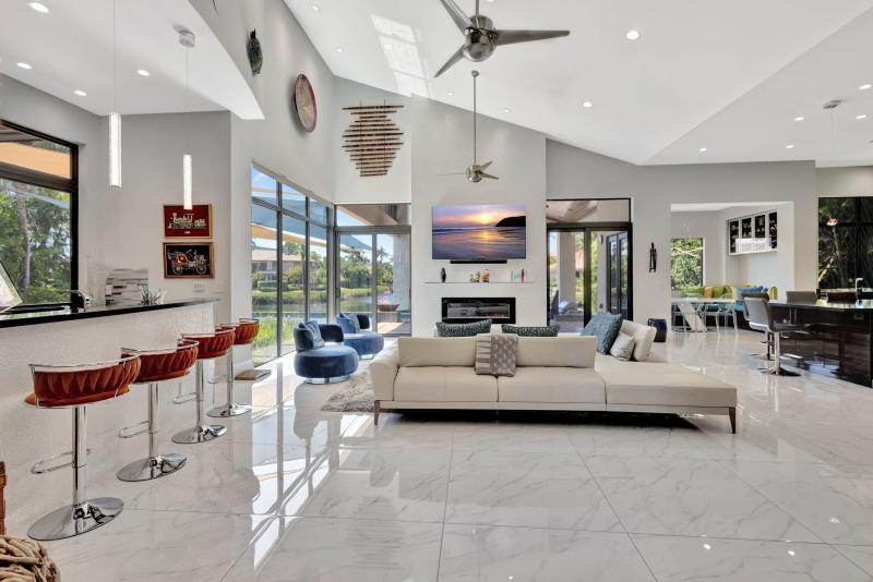  Single Family Homes Photo 8:  Palm Beach Gardens,  FL 33410