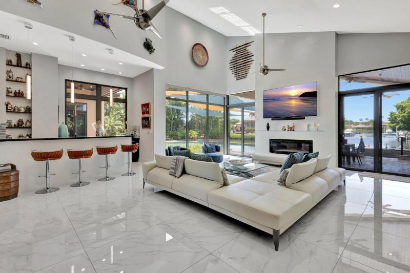  Single Family Homes Photo 9:  Palm Beach Gardens,  FL 33410