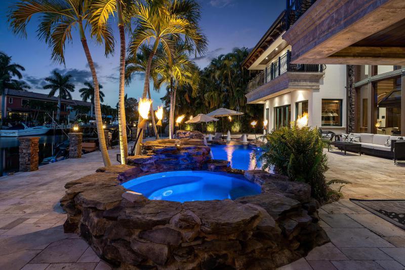  Single Family Homes Photo 48:  Lighthouse Point,  FL 33064