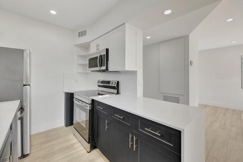 Duplex, Triplex and Fourplex Images