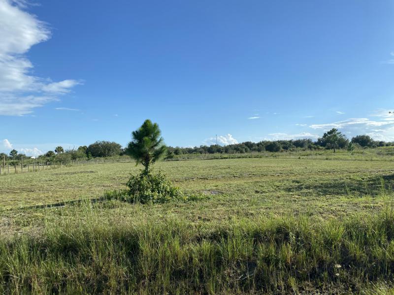  Commercial & Industrial Land Images 