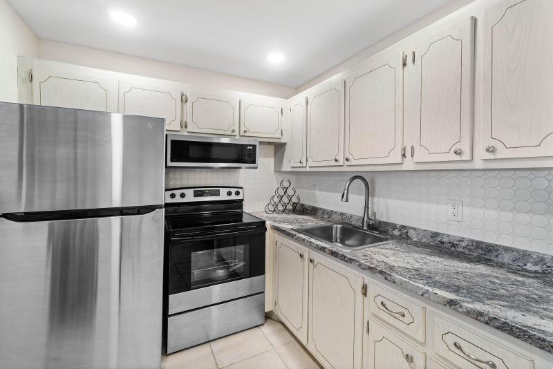  Condo & Townhome Photos