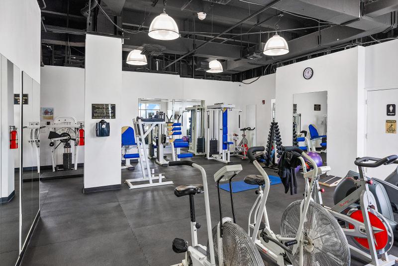  Condo & Townhome Photos