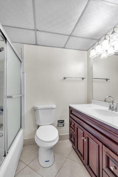  Condo & Townhome Photos