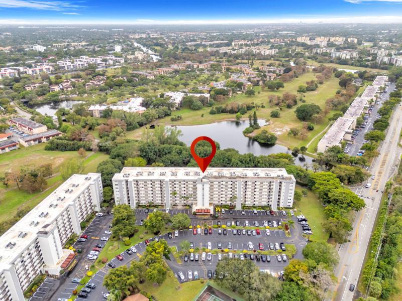  Condo & Townhome Photos
