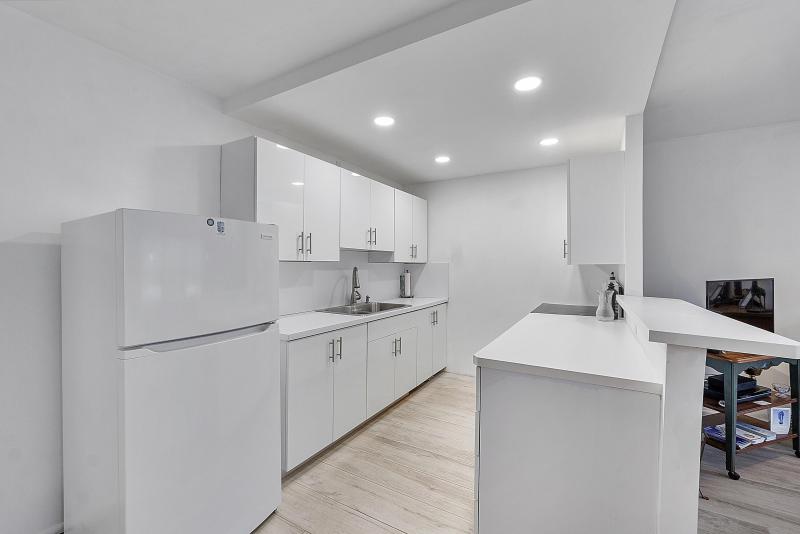  Condo & Townhome Photos