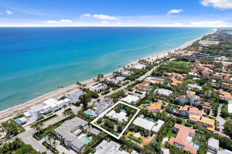  Single Family Homes Photo 2:  Palm Beach,  FL 33480