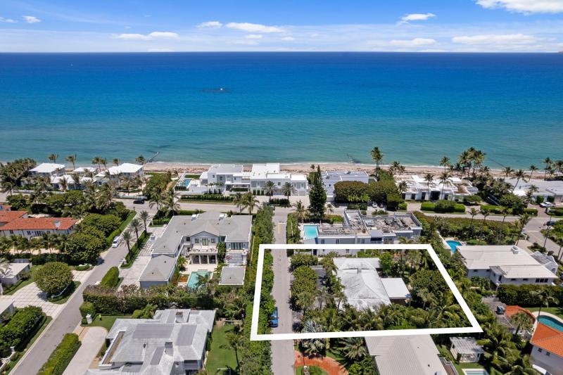  Single Family Homes Photo 3:  Palm Beach,  FL 33480