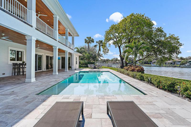  Single Family Homes Photo 28:  North Palm Beach,  FL 33408