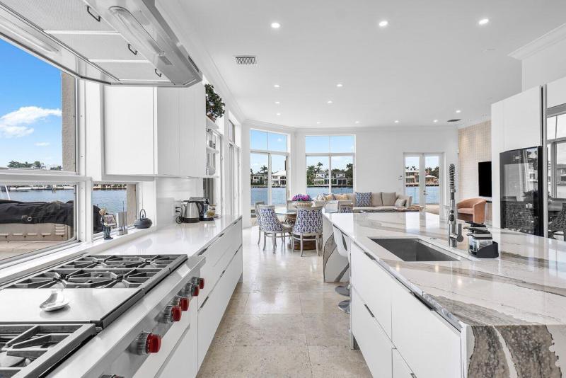  Single Family Homes Photo 12:  Delray Beach,  FL 33483