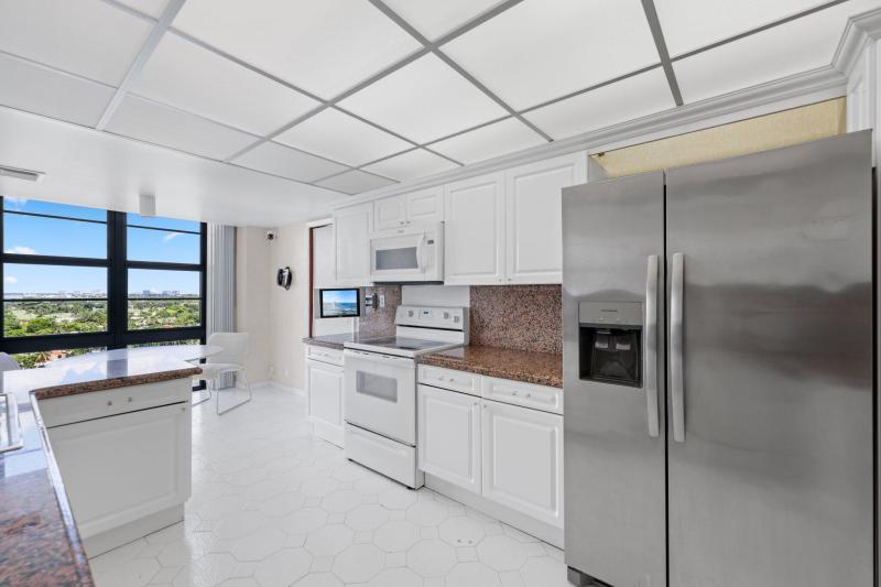  Condo & Townhome Photos