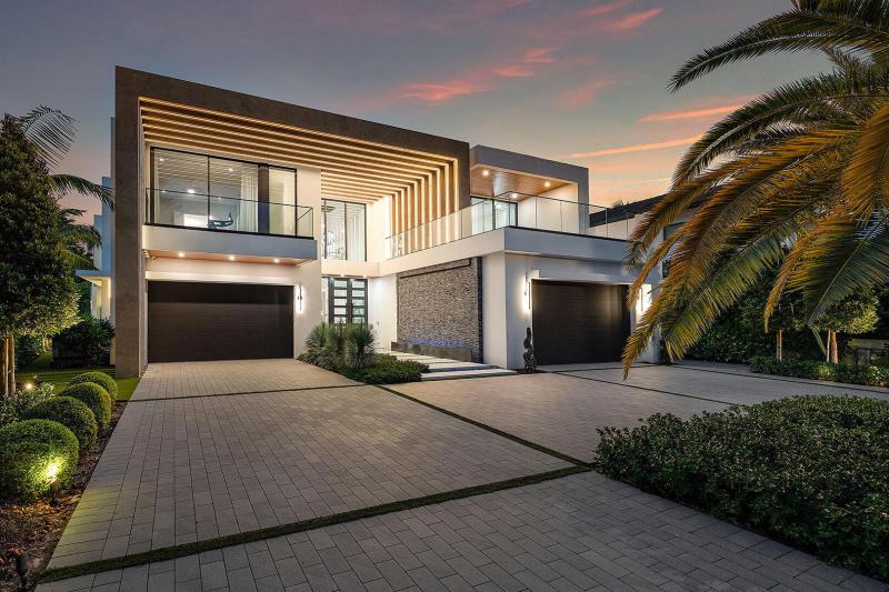  Single Family Homes Photo 2:  Boca Raton,  FL 33432