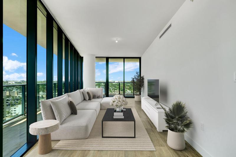  Condo & Townhome Photos
