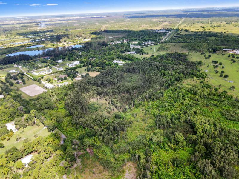  Commercial & Industrial Land Images 