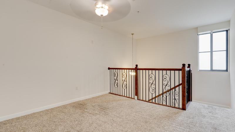  Condo & Townhome Photos