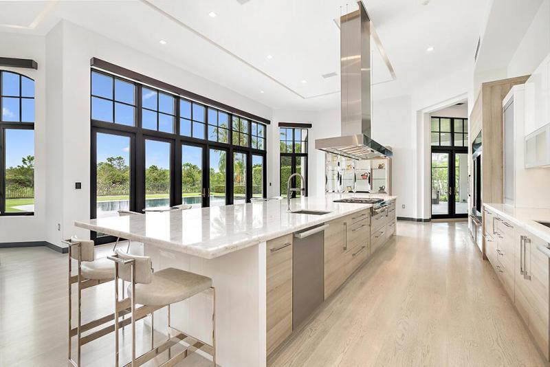  Single Family Homes Photo 9:  Palm Beach Gardens,  FL 33418