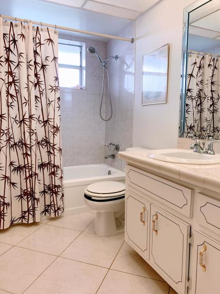  Condo & Townhome Photos
