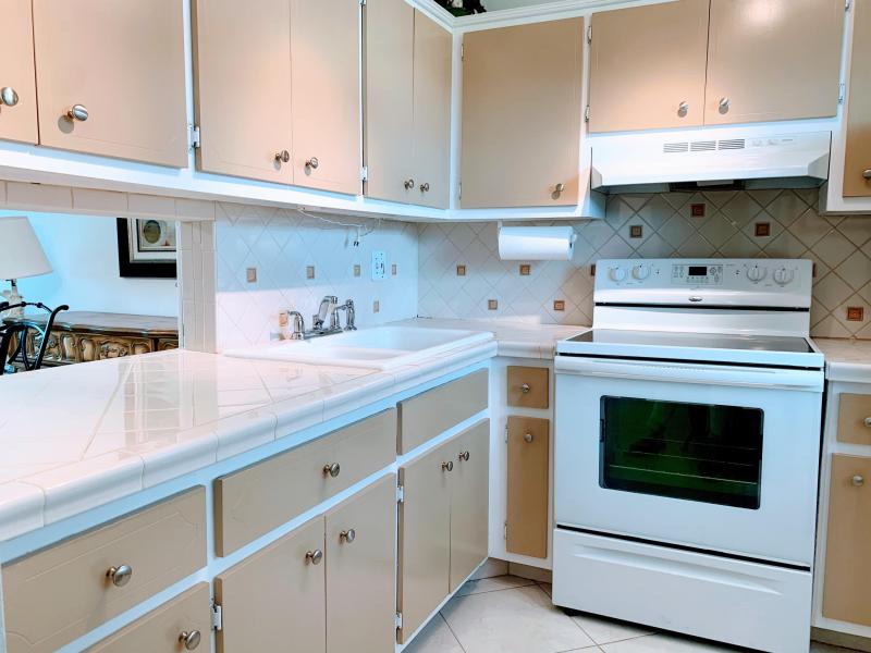  Condo & Townhome Photos