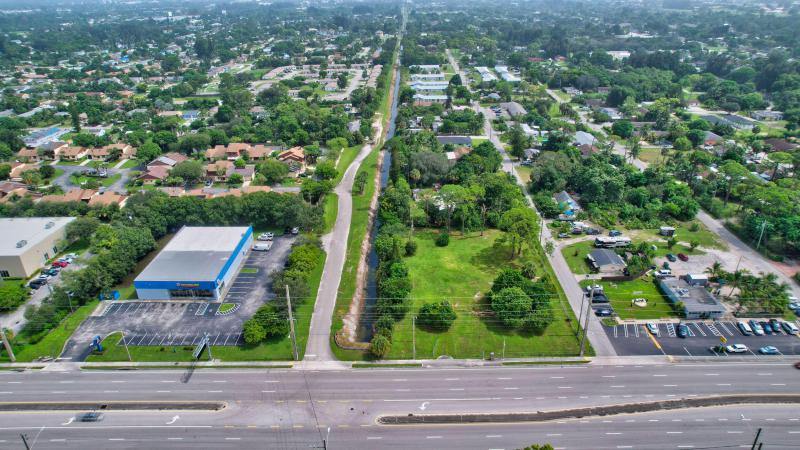  Commercial & Industrial Land Images 