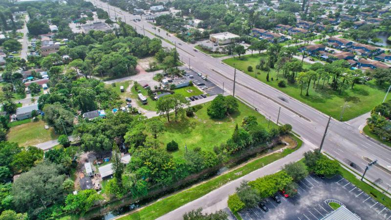  Commercial & Industrial Land Images 