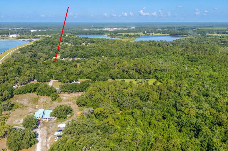  Commercial & Industrial Land Images 