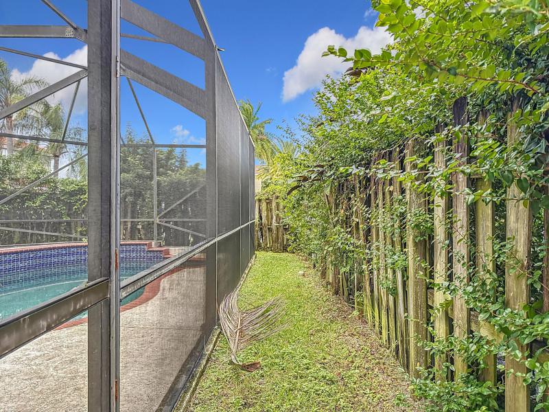  Single Family Homes Photo 48:  Margate,  FL 33063