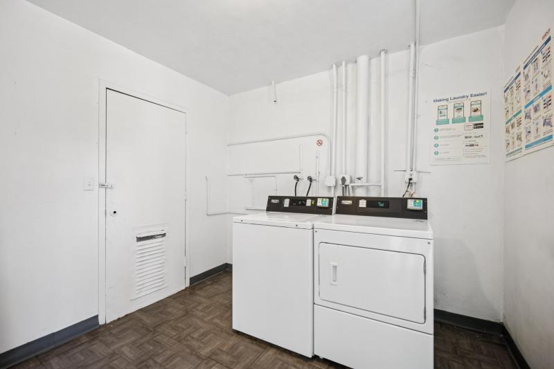  Condo & Townhome Photos