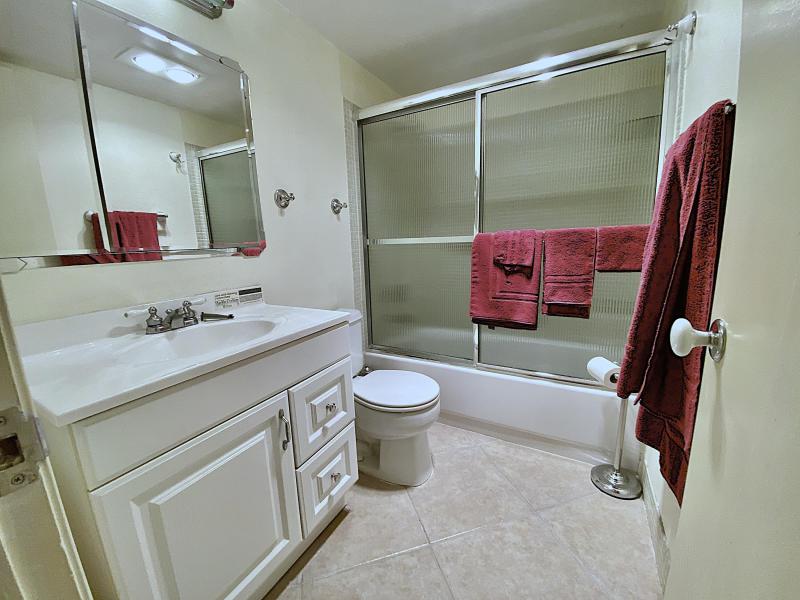  Condo & Townhome Photos
