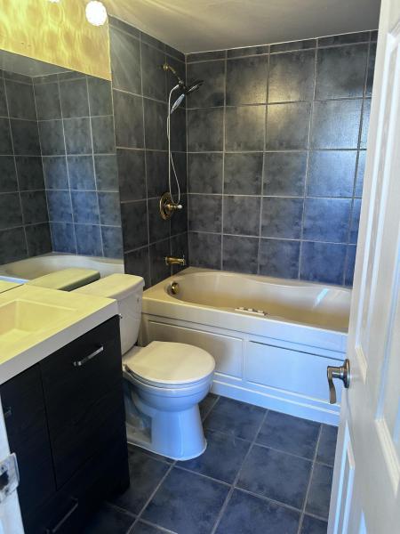  Condo & Townhome Photos