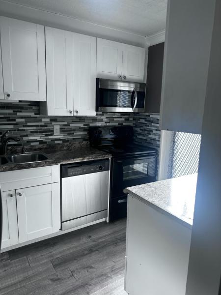  Condo & Townhome Photos