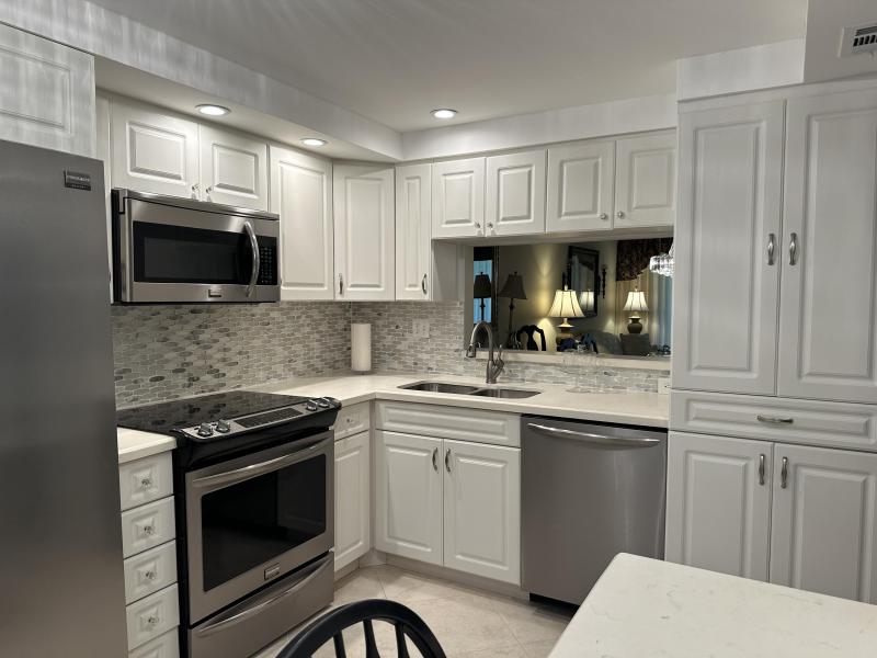  Condo & Townhome Photos