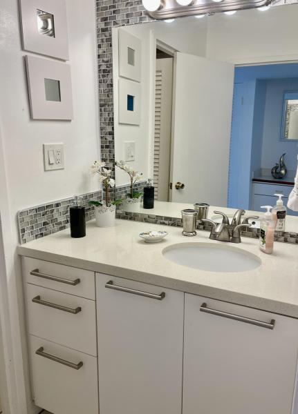  Condo & Townhome Photos