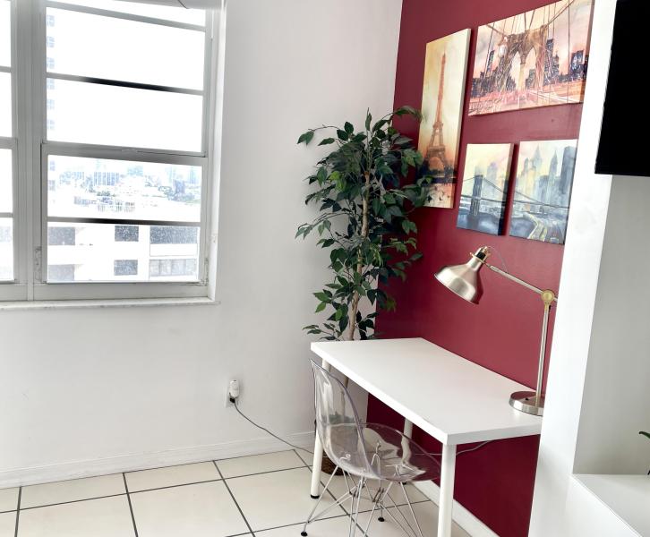  Condo & Townhome Photos