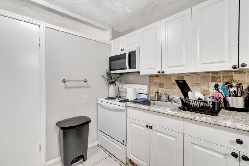 Duplex, Triplex and Fourplex Images