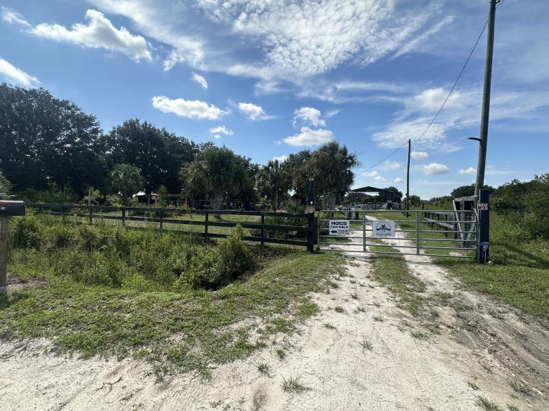  Commercial & Industrial Land Images 