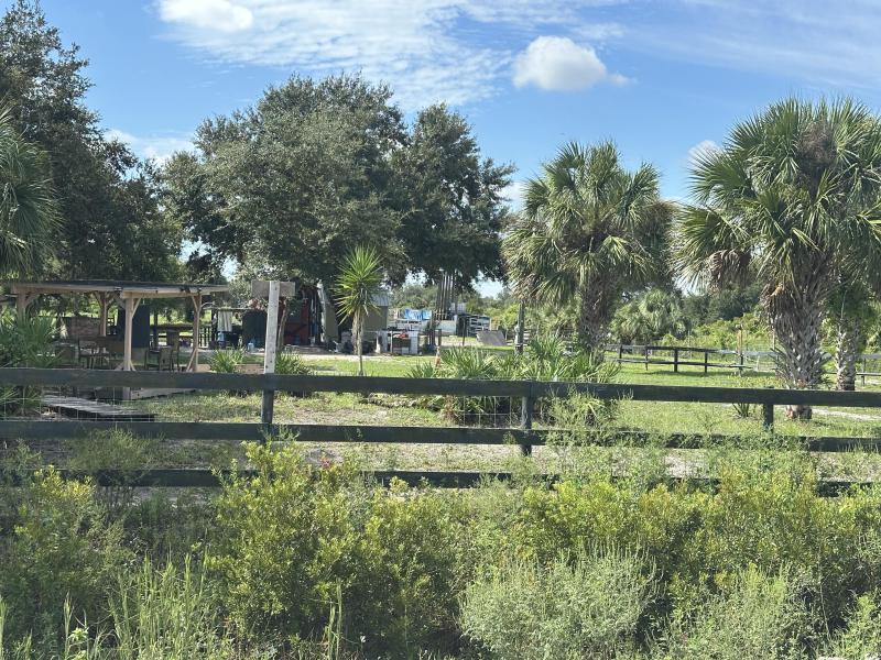  Commercial & Industrial Land Images 