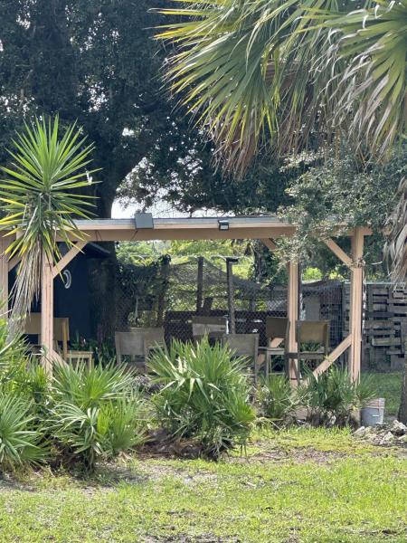  Commercial & Industrial Land Images 