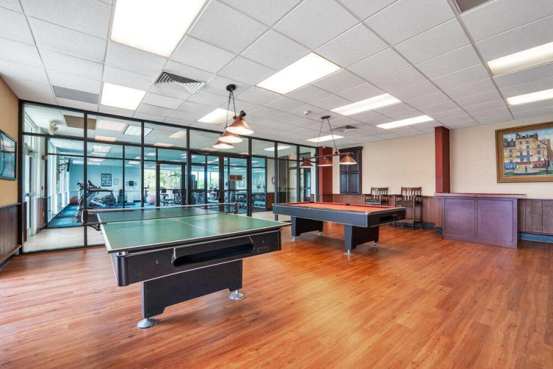  Condo & Townhome Photos