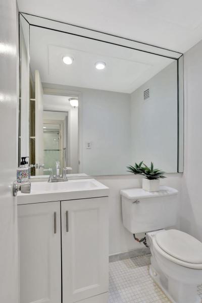  Condo & Townhome Photos