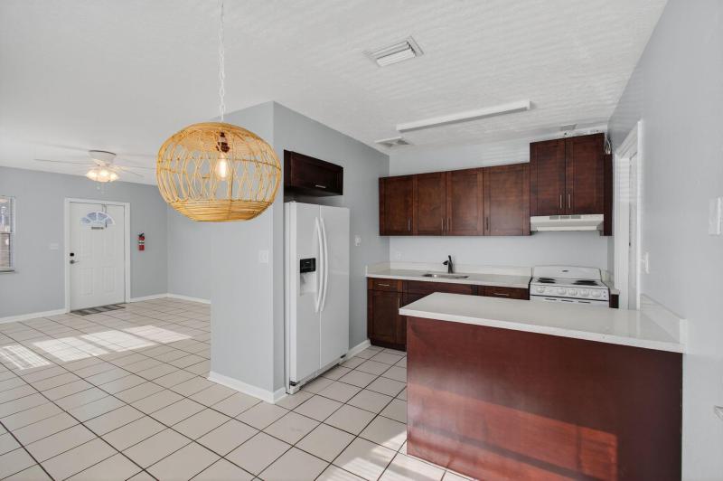 Duplex, Triplex and Fourplex Images