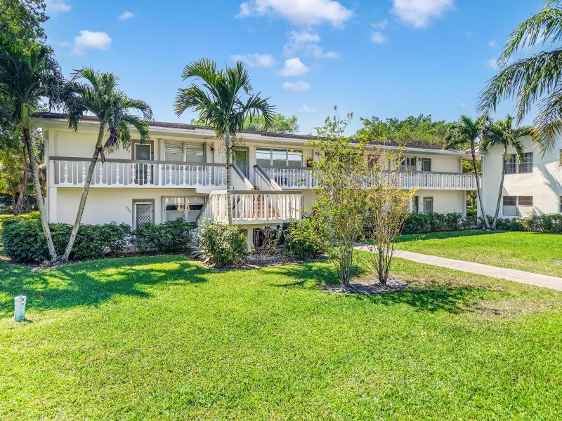  Condo & Townhome Photos