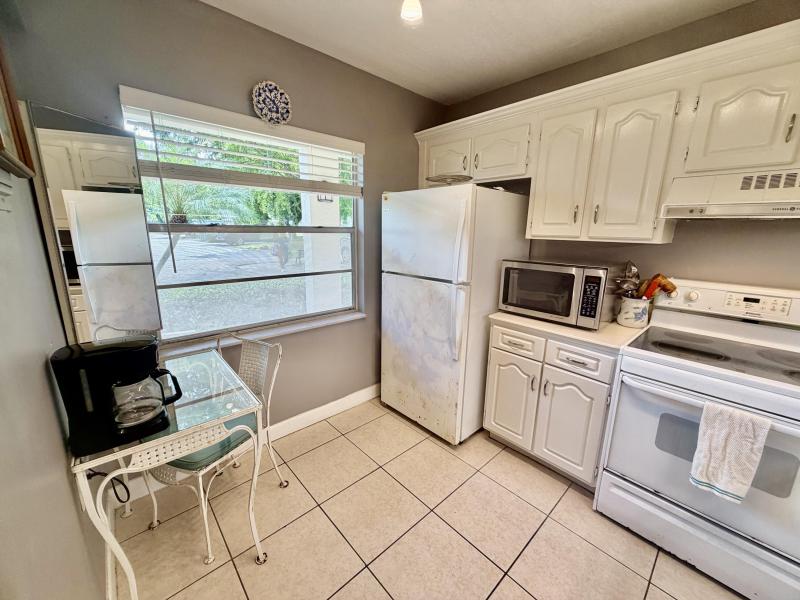  Condo & Townhome Photos