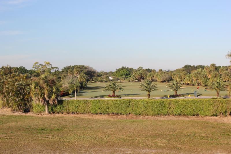  Commercial & Industrial Land Images 
