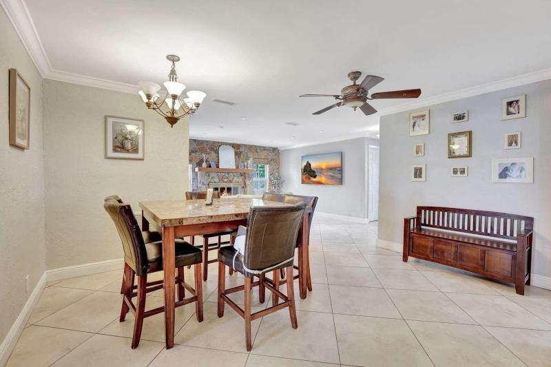  Single Family Homes Photo 17:  Plantation,  FL 33317